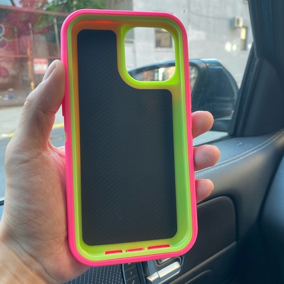 Apple iPhone 12 Pro Max silicone case shockproof - Picture 4 of 5